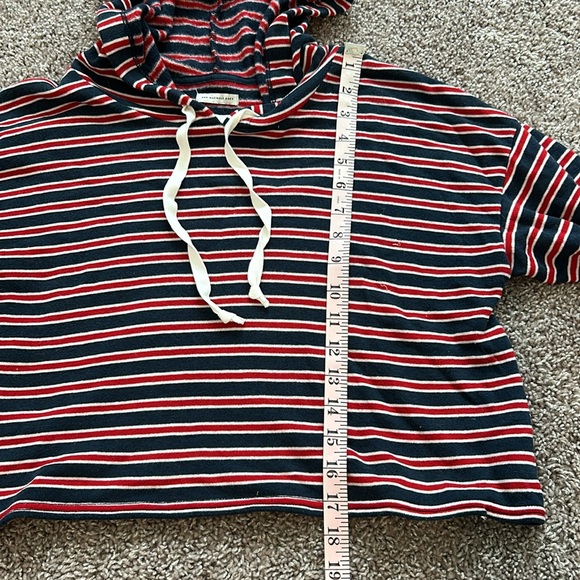 Cropped Stripe Hooded Sweatshirt S - Picture 6 of 8